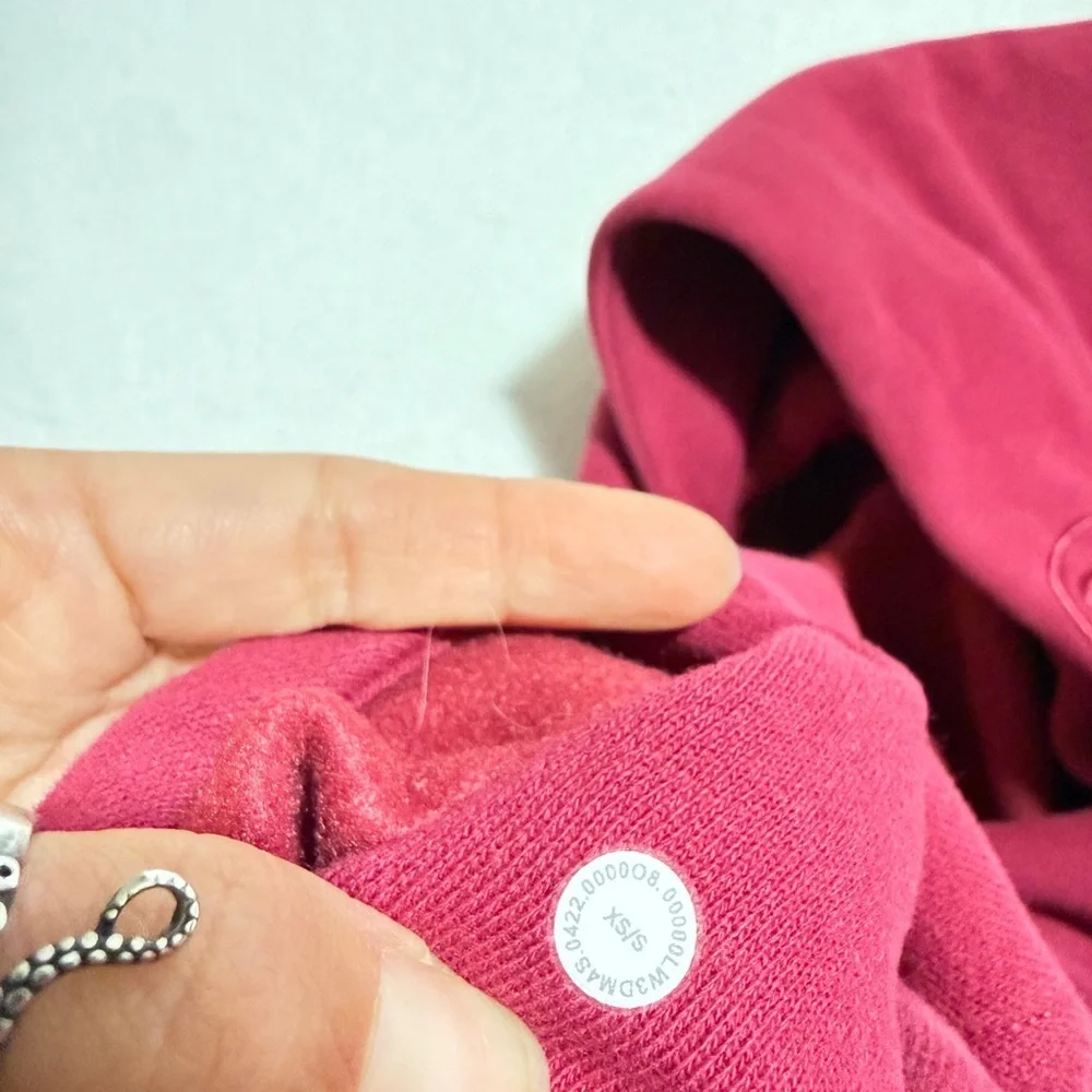 Lululemon Cranberry Scuba Half Zip Size XS/S - Picture 3 of 3
